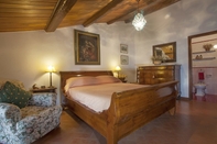 Bedroom Relais Mastro Cinghiale