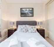 Bedroom 6 Spectacular Strand Two Bed Apartment