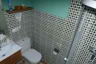 In-room Bathroom Pension Arena Alicante