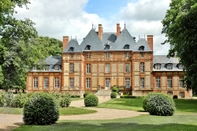 Exterior Château Fleury la Forêt