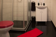 In-room Bathroom Bmb Apartments - Senj