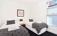 Kamar Tidur 7 Classy Central Caulfield