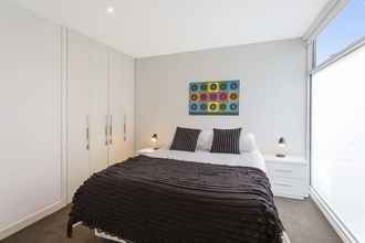 Kamar Tidur 4 Bold and Beautiful in Brighton