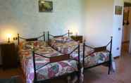 Bedroom 2 Wonderful private villa with A/C, WIFI, private pool, TV, veranda, parking, close to Montepulciano