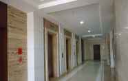 Lobby 6 Oragadam Rooms for Rent