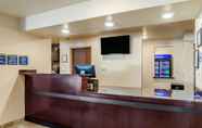 Lobi 6 Cobblestone Inn & Suites - Bridgeport