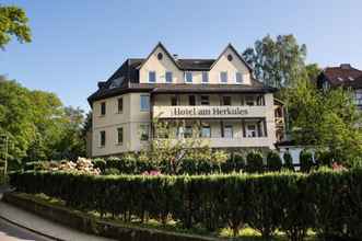 Bangunan 4 Hotel am Herkules - garni