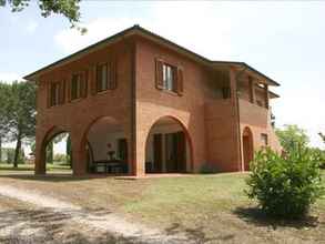 Exterior 4 Beautiful private villa for 12 people with WIFI, private pool and parking, close to Montepulciano
