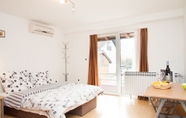 Bedroom 2 Rooms Garden Zagreb Airport