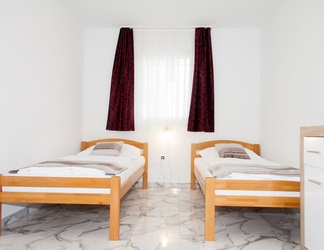 Bedroom 2 Rooms Garden Zagreb Airport