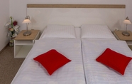 Phòng ngủ 4 Rooms Pleška Zagreb Airport