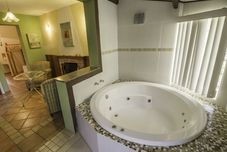 Kolam Renang Pousada Serra Villena