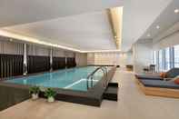 Swimming Pool Hyatt Place Shanghai Tianshan Plaza