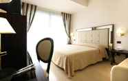 Bedroom 4 Hotel Metropolitan