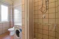 In-room Bathroom AffittaSardegna - Casa Pineta 2