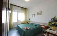 Bedroom 6 Hotel Villa Mirella
