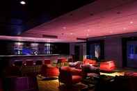 Quầy bar, cafe và phòng lounge Joy Inn & Suites