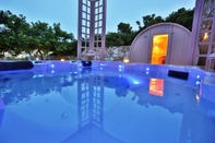 Swimming Pool Ventoura Studios & Apartments