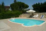 Swimming Pool Agriturismo Fattoria dell'Uliveto