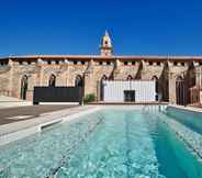 Swimming Pool 2 Hotel Basílica