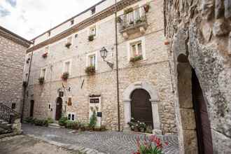 Luar Bangunan 4 Nena' al Borgo Castello