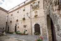 Exterior Nena' al Borgo Castello