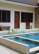 SWIMMING_POOL Kecik Inn