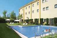 Swimming Pool Hotel Ciudad de Plasencia