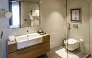 In-room Bathroom 5 Altair