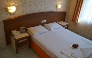 Kamar Tidur 2 Baronessa Apart Hotel