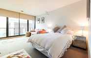 ห้องนอน 6 CELESTE, 1BDR East Melbourne Apartment