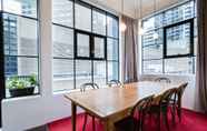 ห้องประชุม 7 CYNTHIA, 2BDR Melbourne Apartment