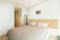 Kamar Tidur EVA, 1BDR Melbourne Apartment