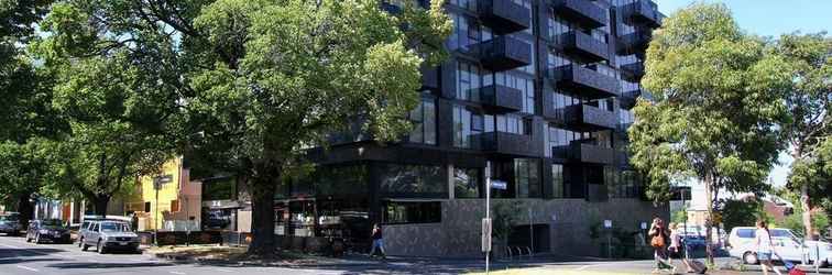 Exterior GEORGE, 1BDR North Melbourne Apartment