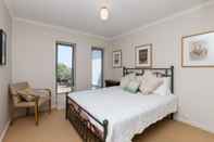 Bedroom JASMINE, 2BDR Port Melbourne House