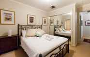 Kamar Tidur 7 JASMINE, 2BDR Port Melbourne House