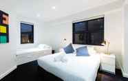 ห้องนอน 2 MADDISON, 3BDR Port Melbourne Apartment