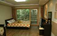 Kamar Tidur 2 Eastern Vill