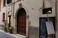 Exterior Bright Apartments Verona - Borsari Historical 1