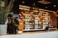 Bar, Kafe dan Lounge Rydges Pit Lane Hotel