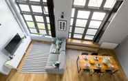 Lobi 6 4B Loft Penthouse Industrial City views