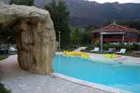 Swimming Pool Country House I Cerri