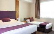 Bedroom 4 Premier Inn Abu Dhabi Int Airport