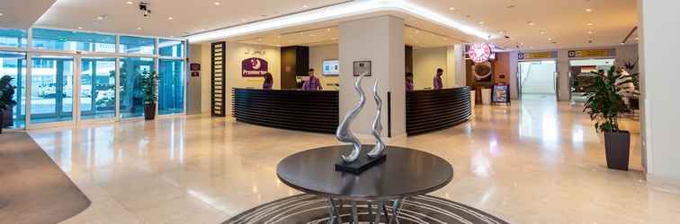 ล็อบบี้ Premier Inn Abu Dhabi Int Airport