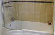 Toilet Kamar 7 Y Branwen Hotel - Adults Only and Dog Friendly