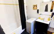 In-room Bathroom 3 Appart Cosy Brest vue mer