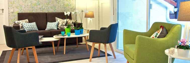 Lobi Feelathome Madrid Suites Apartments
