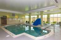 Swimming Pool Holiday Inn Lexington - Hamburg, an IHG Hotel