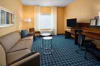 Ruang Umum Fairfield Inn&Suite by Marriott Fresno Yosemite Intl Airport