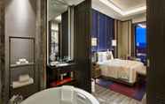 Phòng tắm bên trong 6 Wanda Realm Resort Nanning